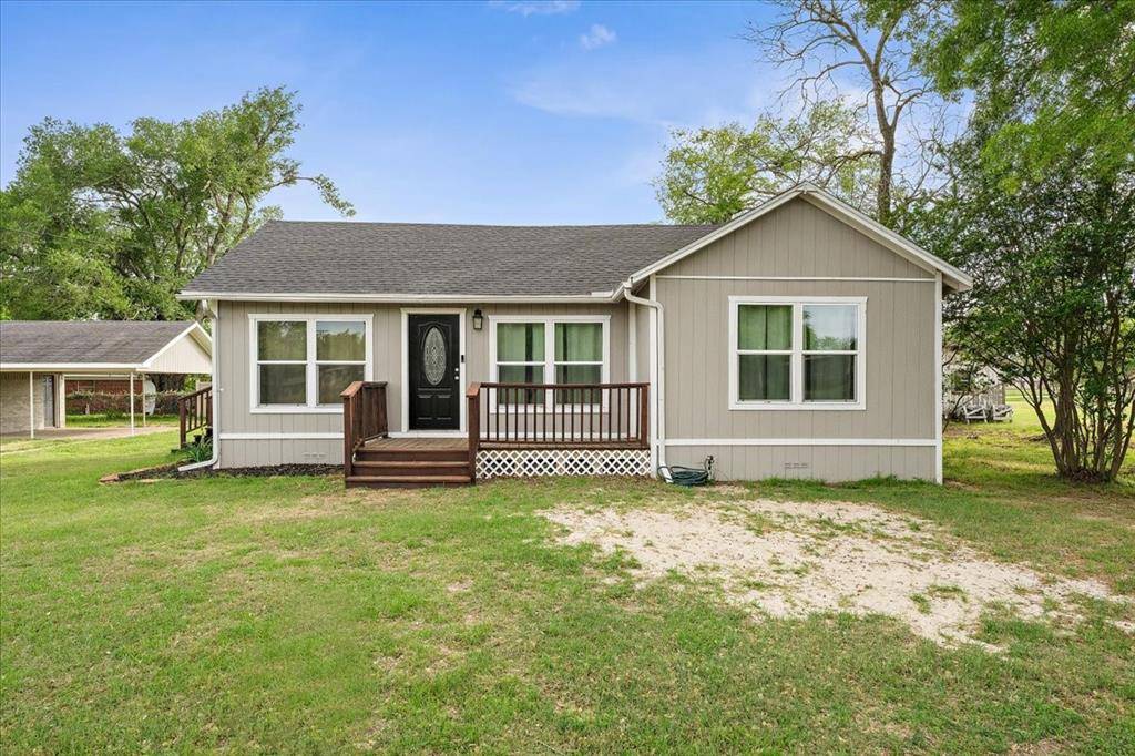 657 E Commerce Street, Fairfield, TX 75840