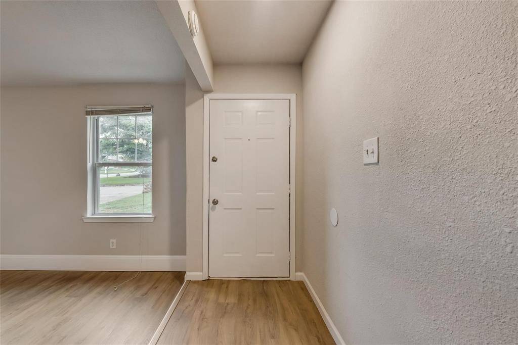 4200 Snow Mass Drive, Arlington, TX 76016