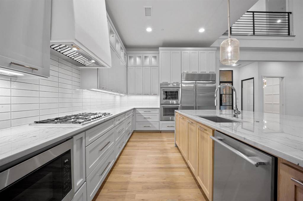 5861 Meletio Lane, Dallas, TX 75230