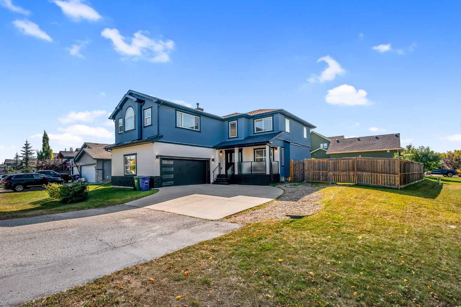 80 Canoe SQ SW, Airdrie, AB T4B 2N6