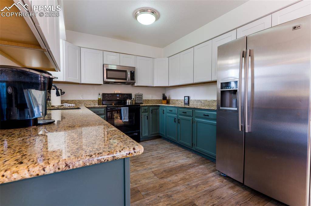 918 Lorraine AVE, Woodland Park, CO 80863