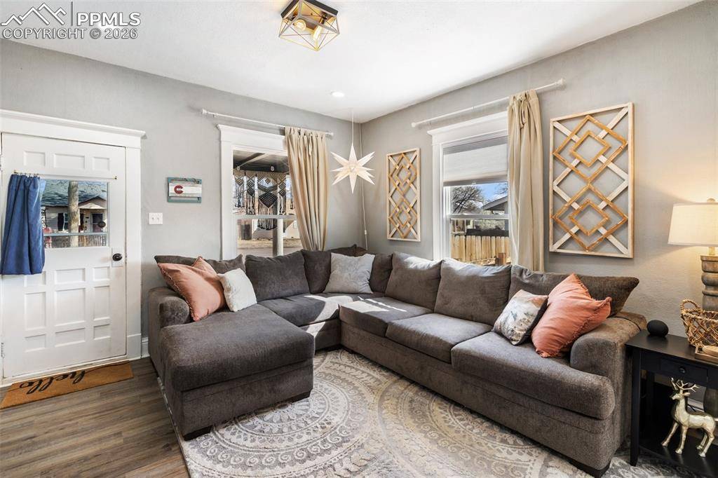 712 Woodlawn AVE, Canon City, CO 81212