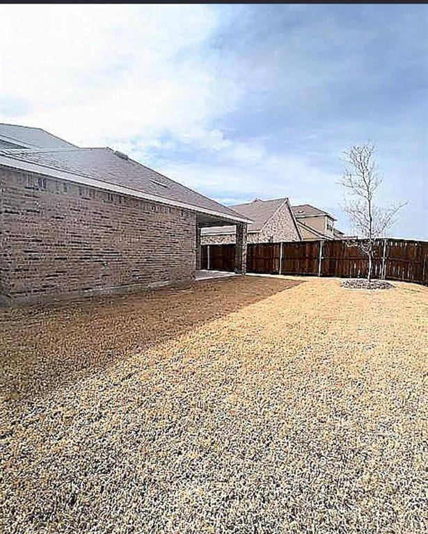 3959 Oak Creek Circle, Denison, TX 75020