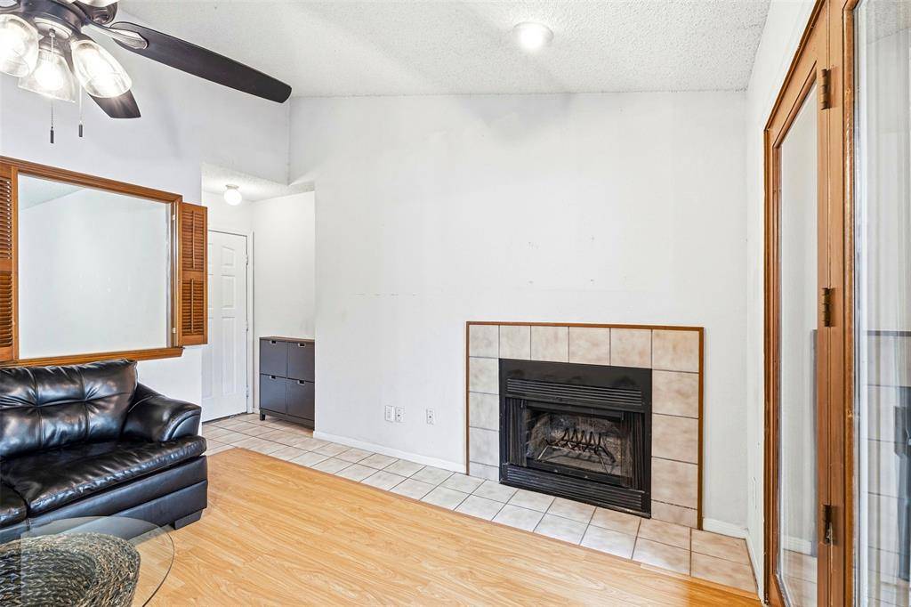 2014 Willoughby Lane #4624, Arlington, TX 76011