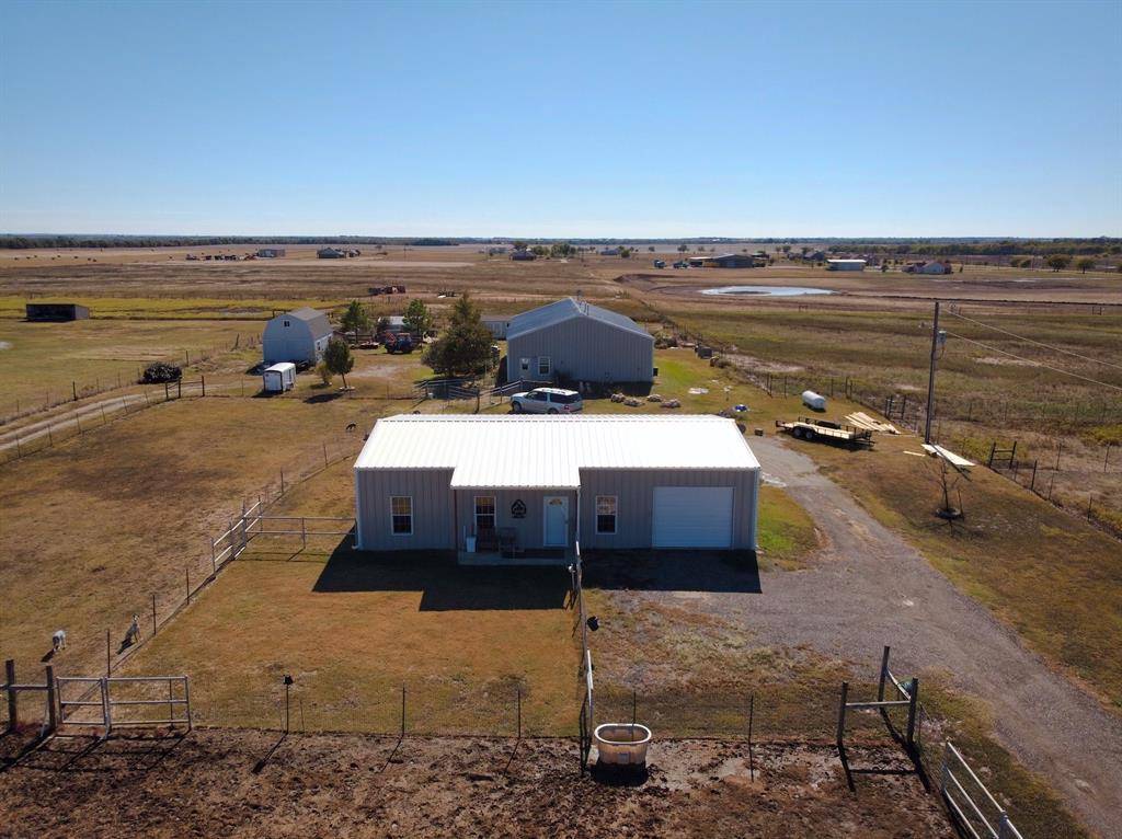 3300 Airport Road, Tioga, TX 76271