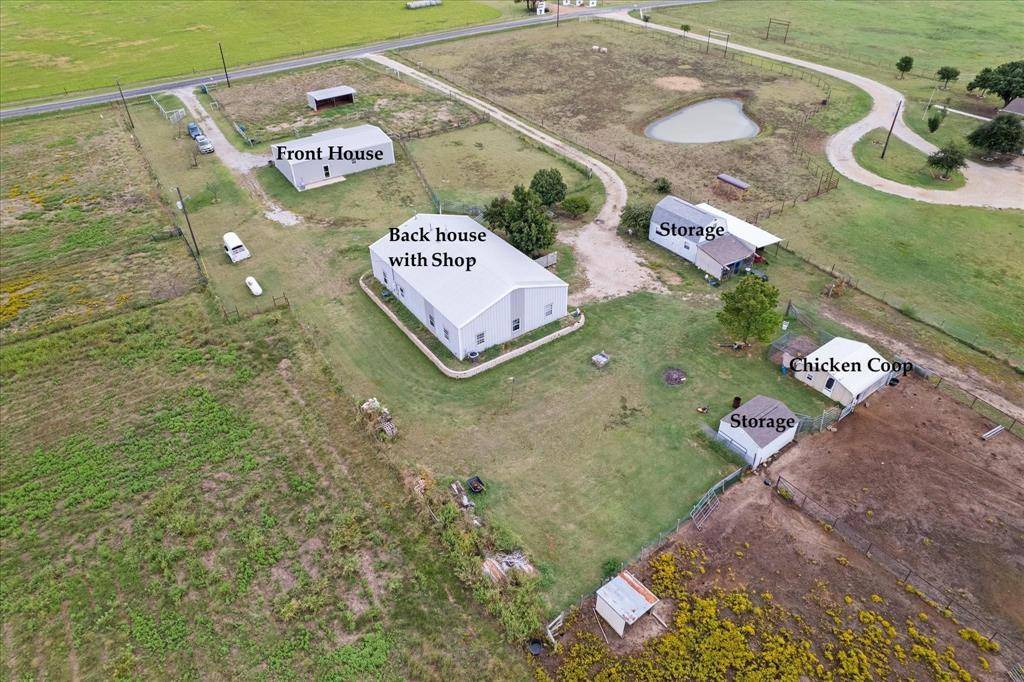 3300 Airport Road, Tioga, TX 76271