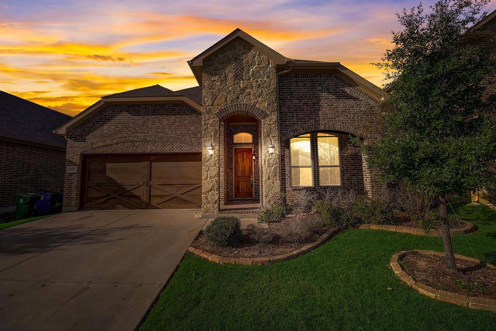 205 Mineral Point Drive, Aledo, TX 76008