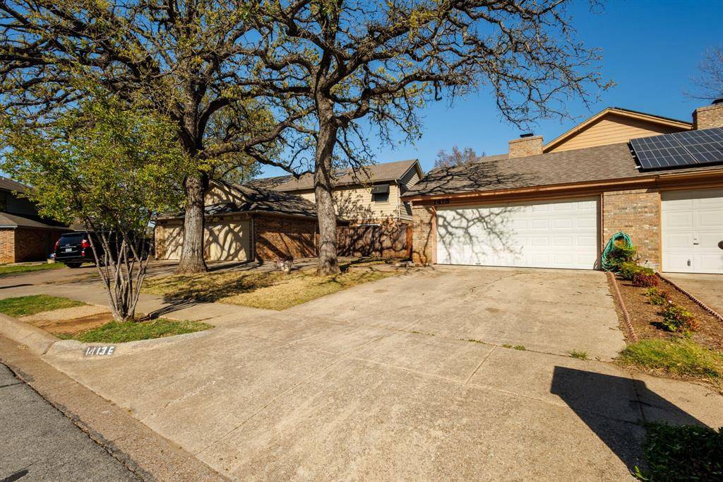1413 Palmnold Circle E, Fort Worth, TX 76120