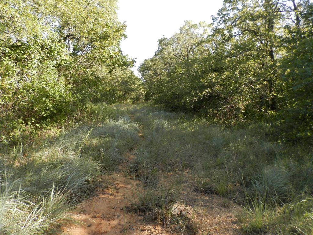 524 County Road 1792, Sunset, TX 76270