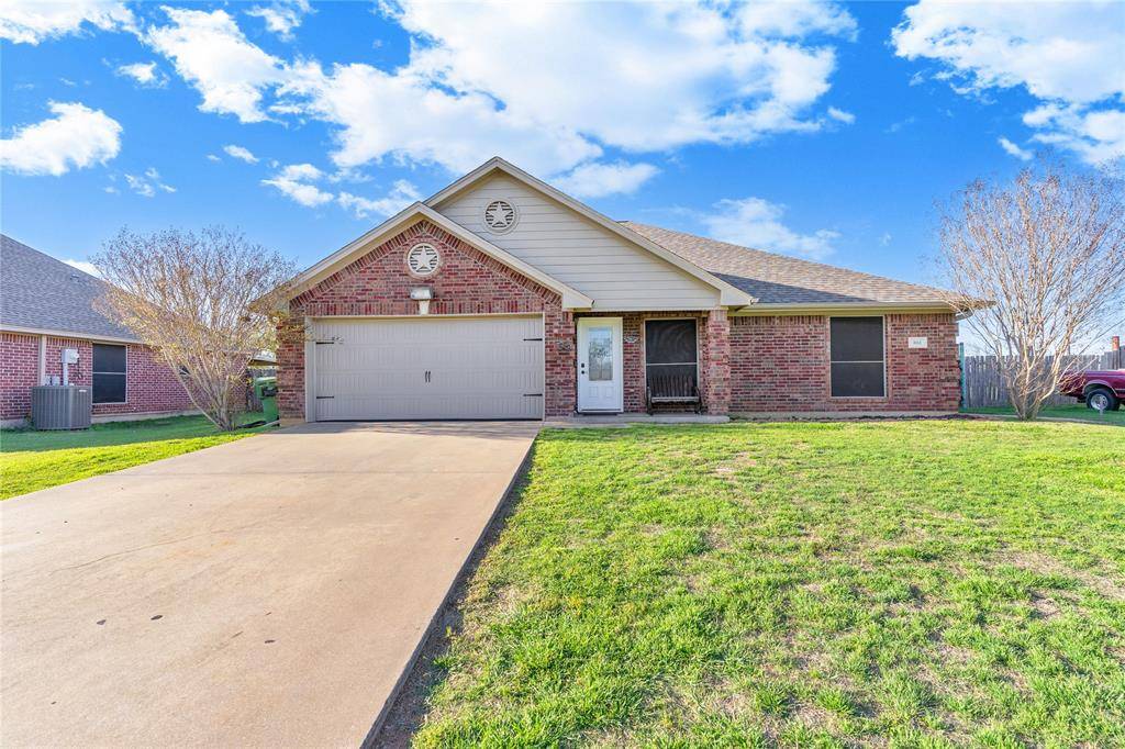 803 Green Street, Rio Vista, TX 76093