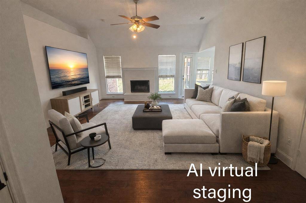 917 Cole Avenue, Denton, TX 76208