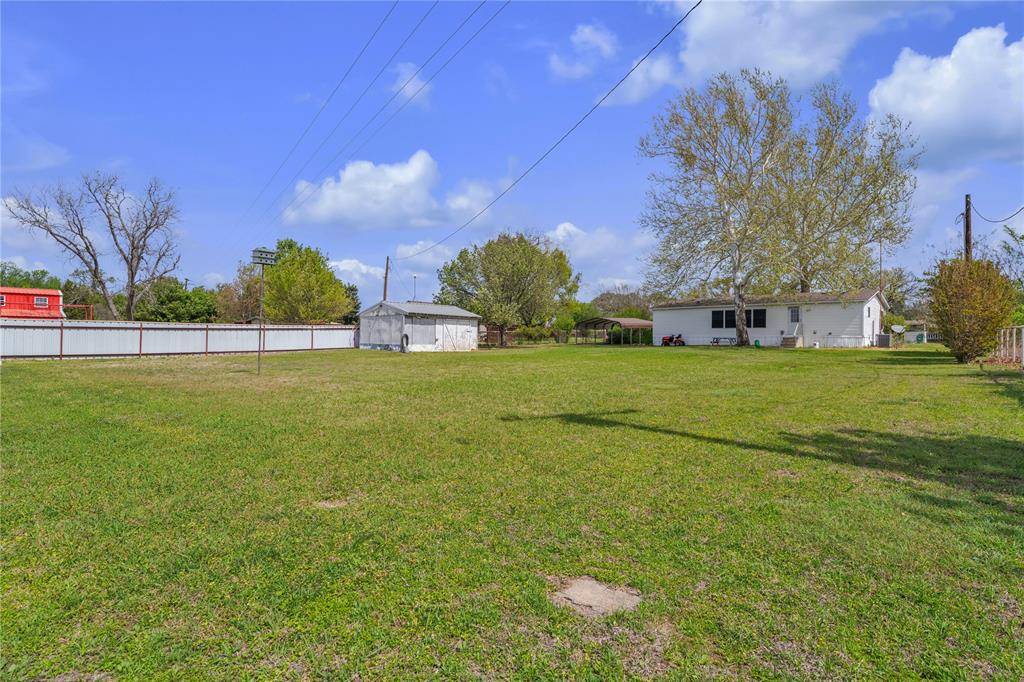 3004 State Highway 101, Bowie, TX 76230
