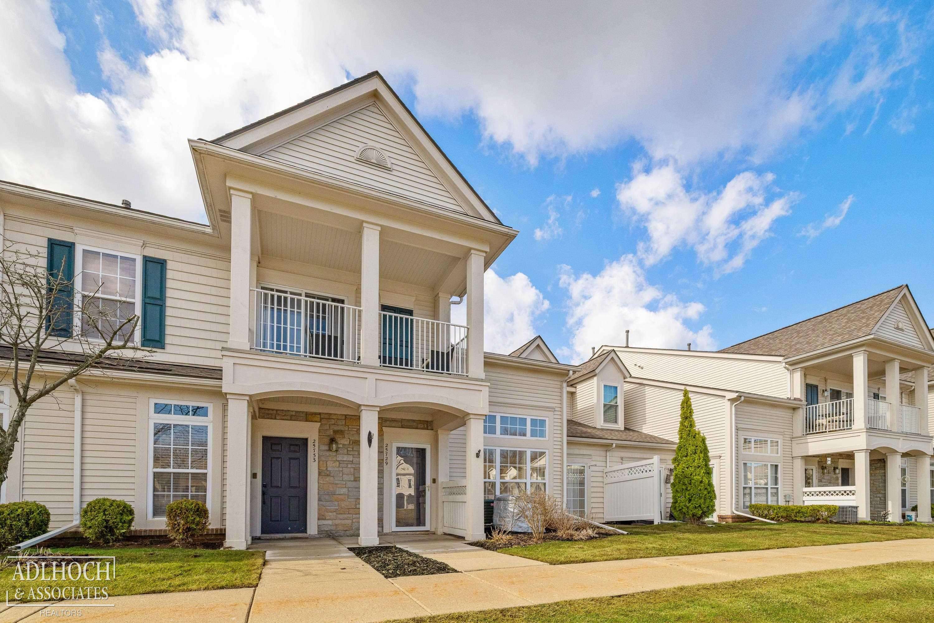 25729 Maritime South CIR, Harrison Twp, MI 48045