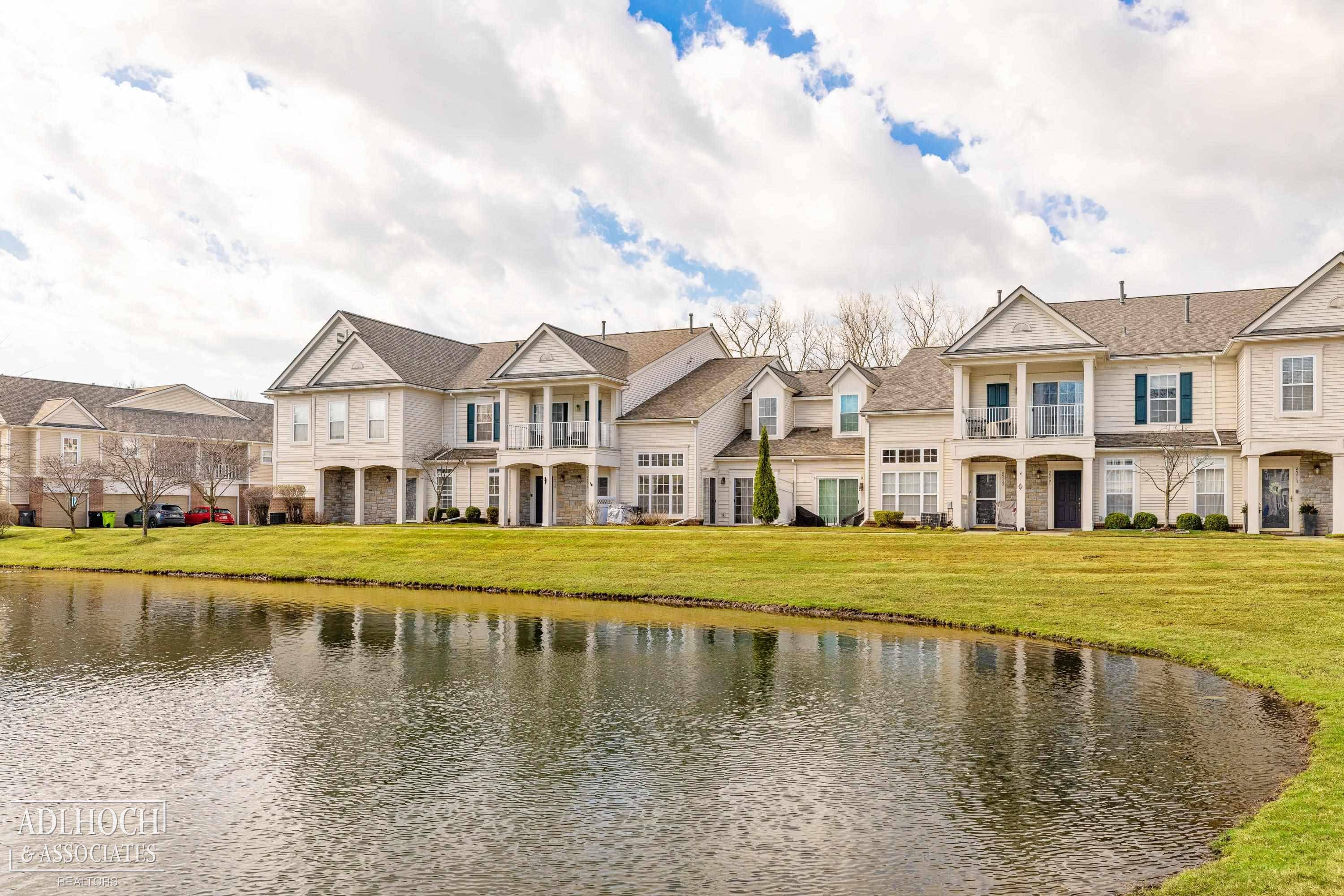 25729 Maritime South CIR, Harrison Twp, MI 48045