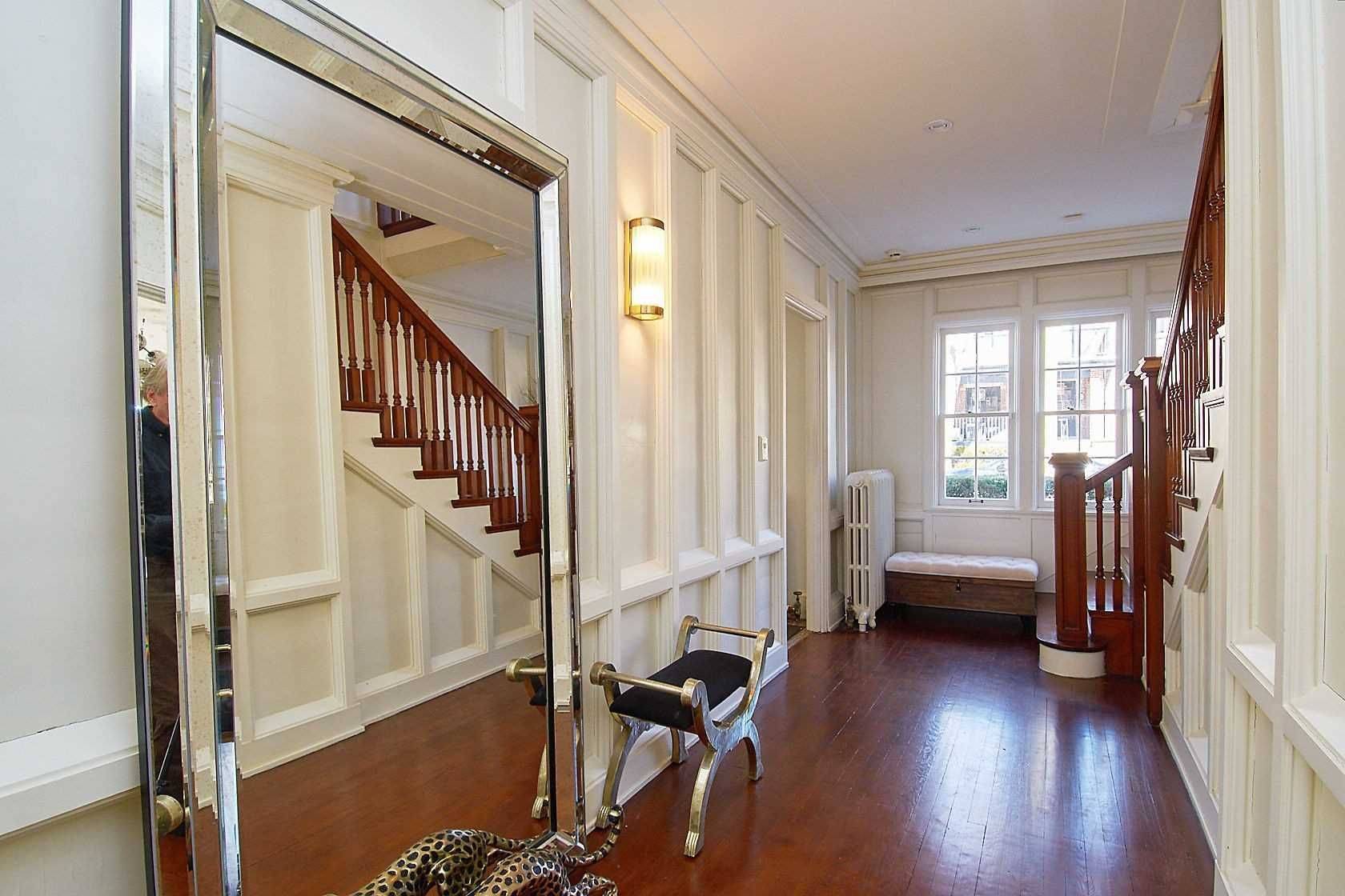 63 Highland AVE, Toronto C09, ON M4W 2A2