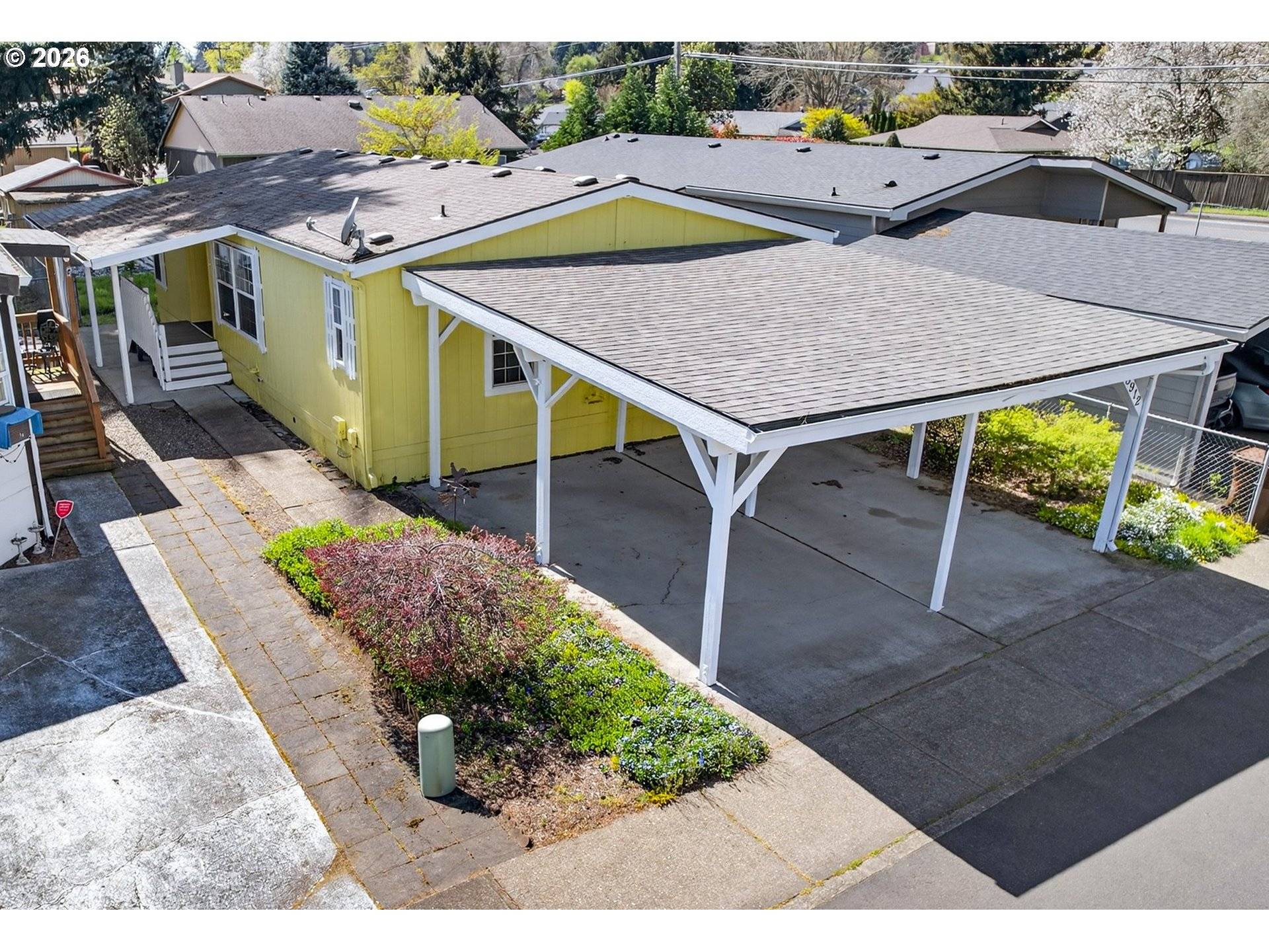 17520 SE 82ND DR #2, Clackamas, OR 97015