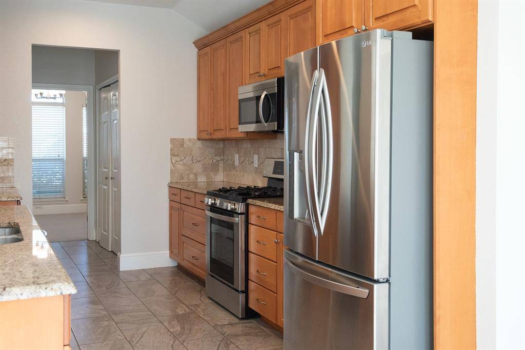 7710 Calypso Drive, Rowlett, TX 75088