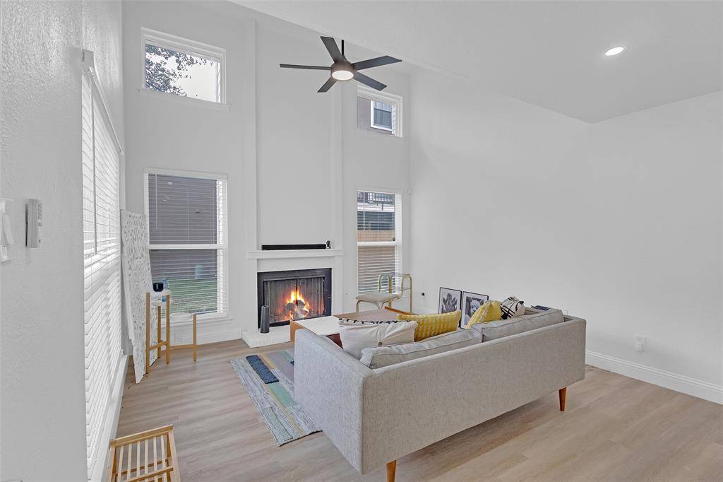 5516 Boca Raton Boulevard #321, Fort Worth, TX 76112