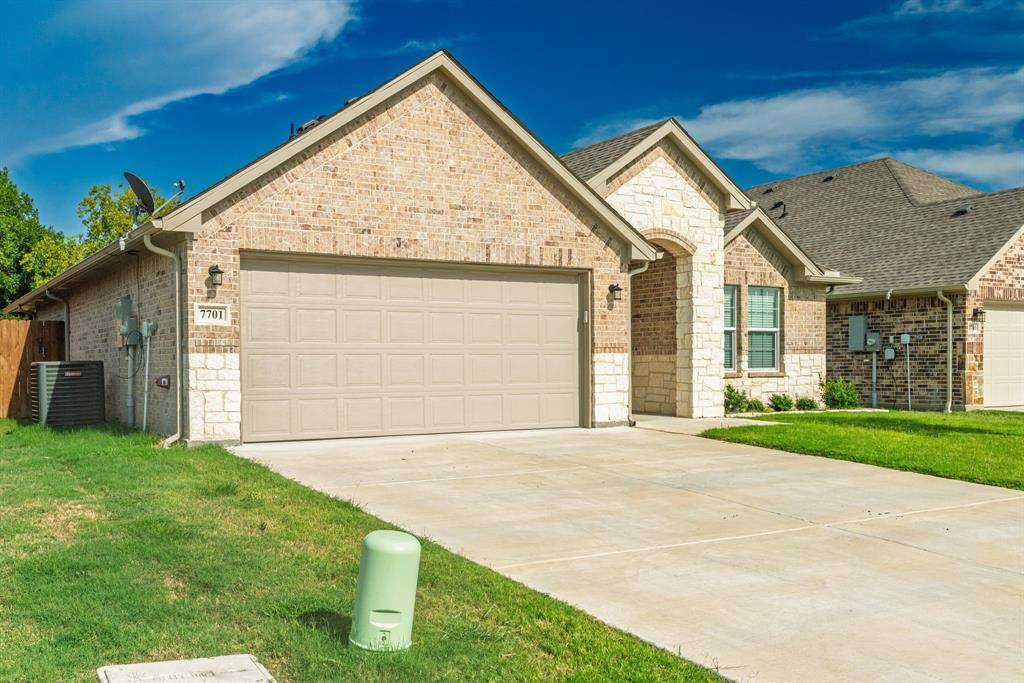 7701 Scott Lane, Greenville, TX 75402