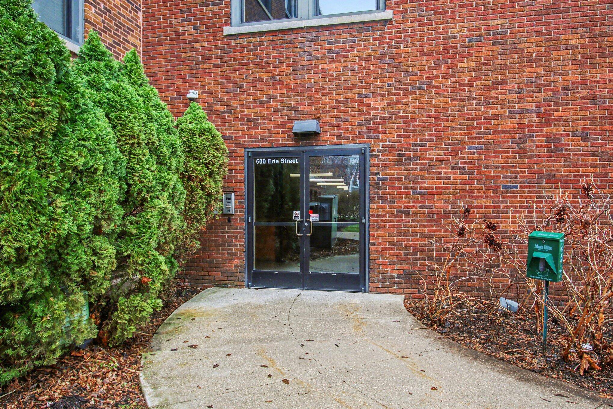 500 Erie ST #213, South Haven City, MI 49090