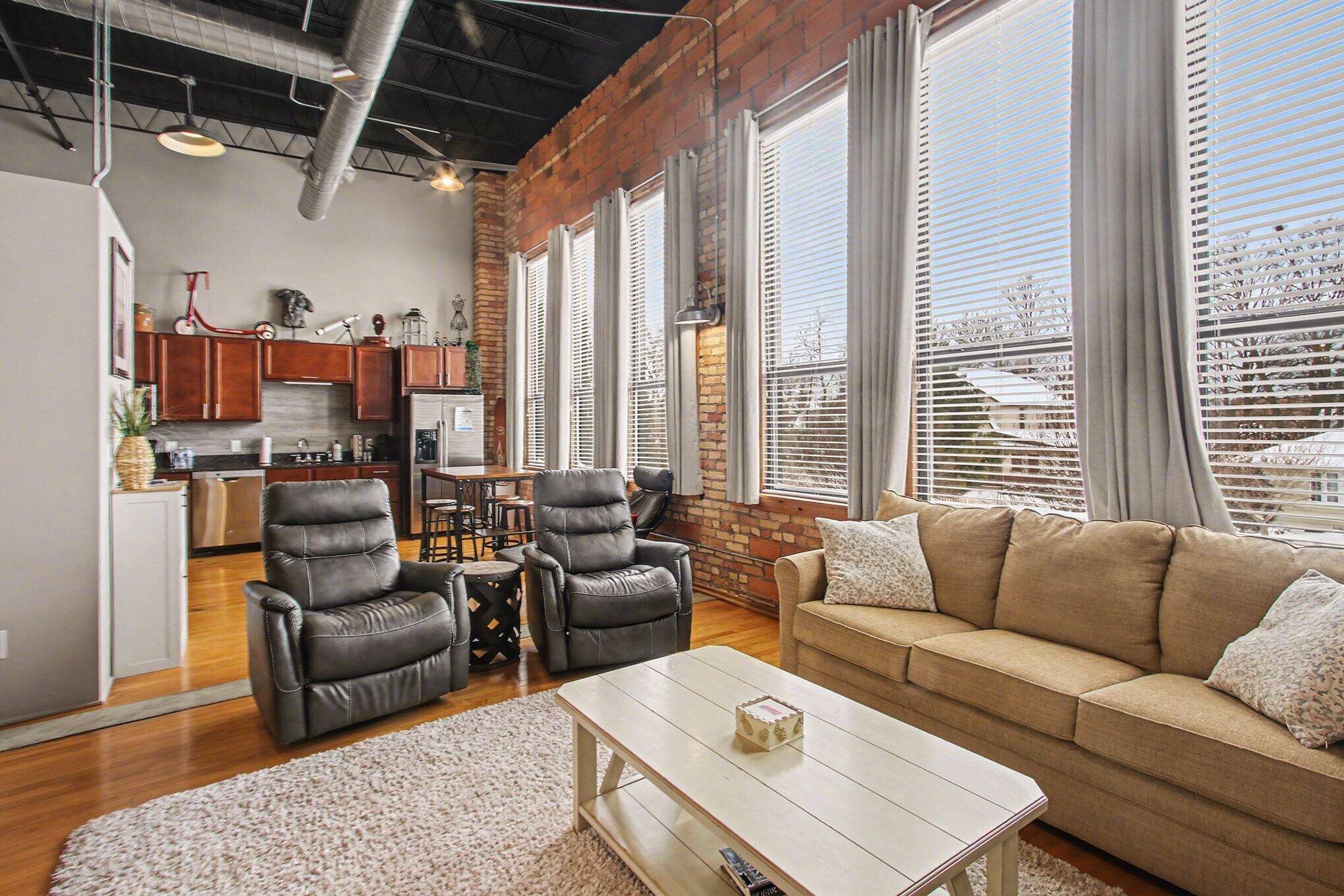 500 Erie ST #213, South Haven City, MI 49090