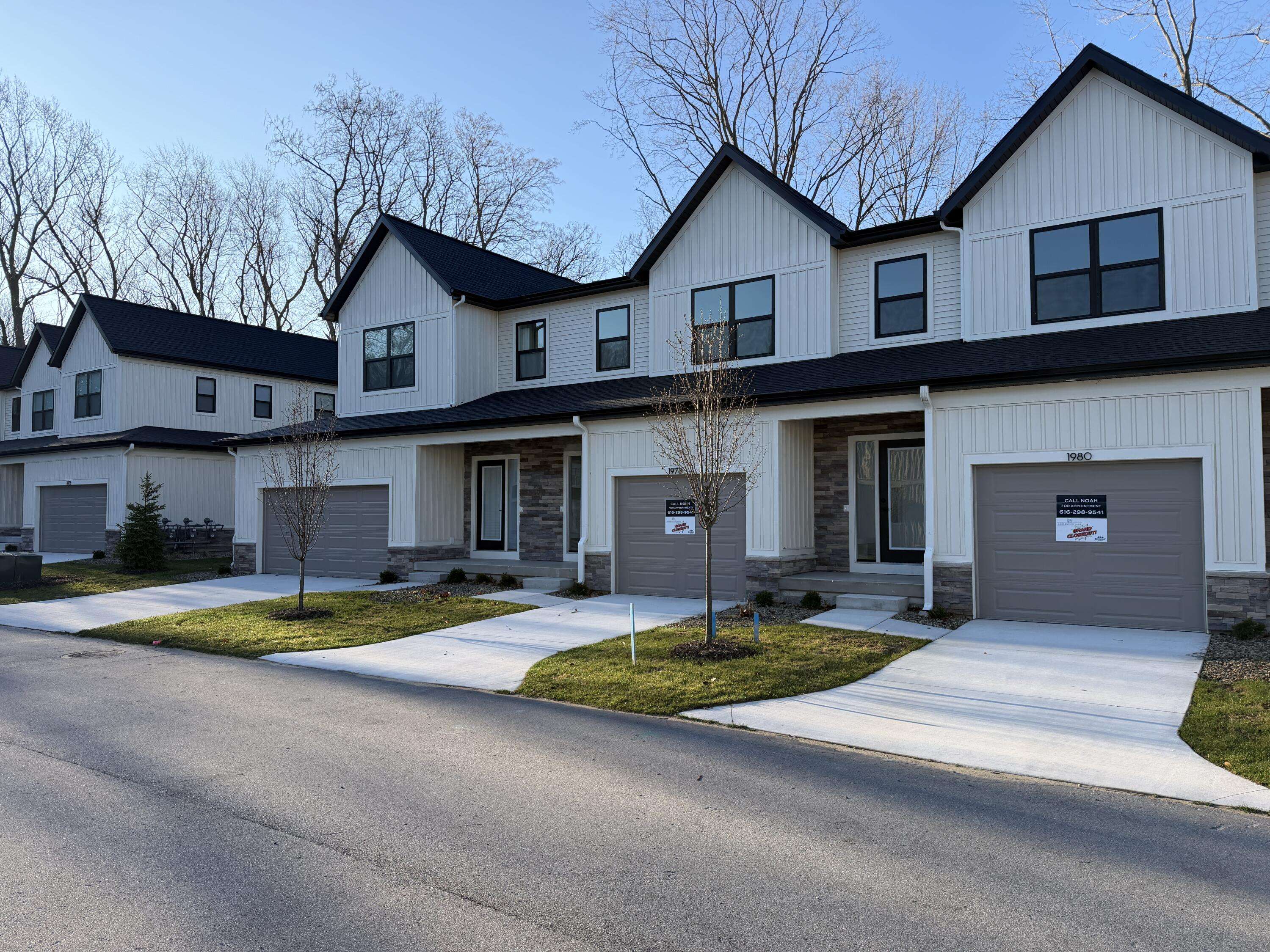 1978 S Shorewood Lane #18, Park Twp, MI 49423