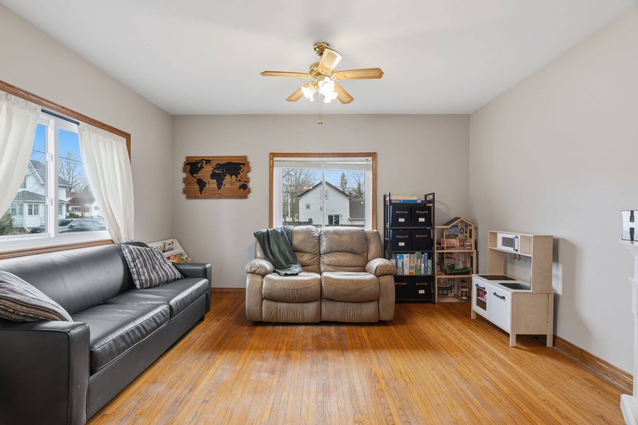 140 Rattenbury ST W, Central Huron, ON N0M 1L0