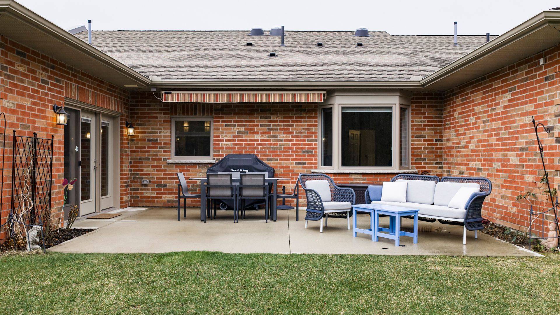 42 Bayfield Mews LN, Bluewater, ON N0M 1G0