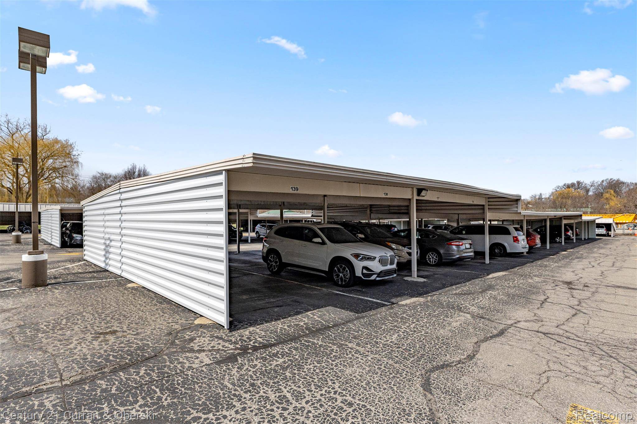 21800 Morley AVE #618, Dearborn, MI 48124