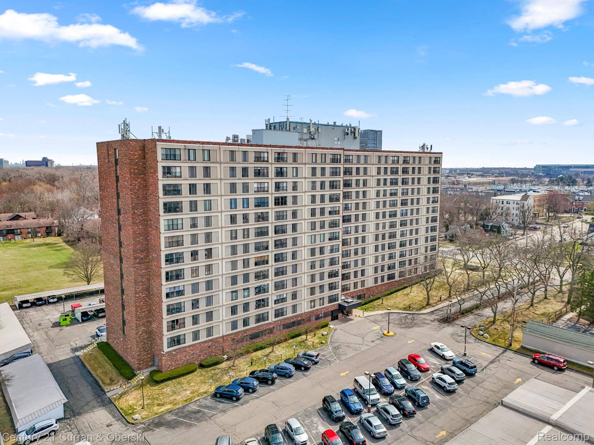 21800 Morley AVE #618, Dearborn, MI 48124