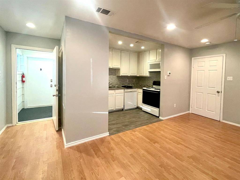 307 E Mitchell Street #C, Arlington, TX 76010