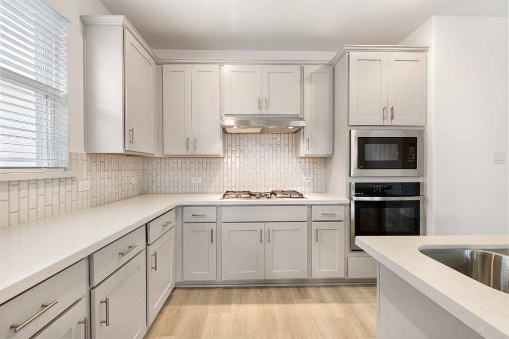 1428 Mustang Canyon Drive, Fort Worth, TX 76052