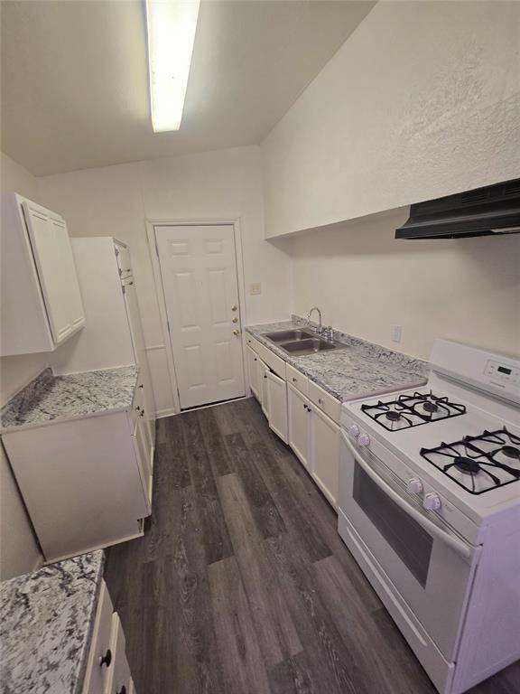 925 Grande Drive, Mesquite, TX 75149