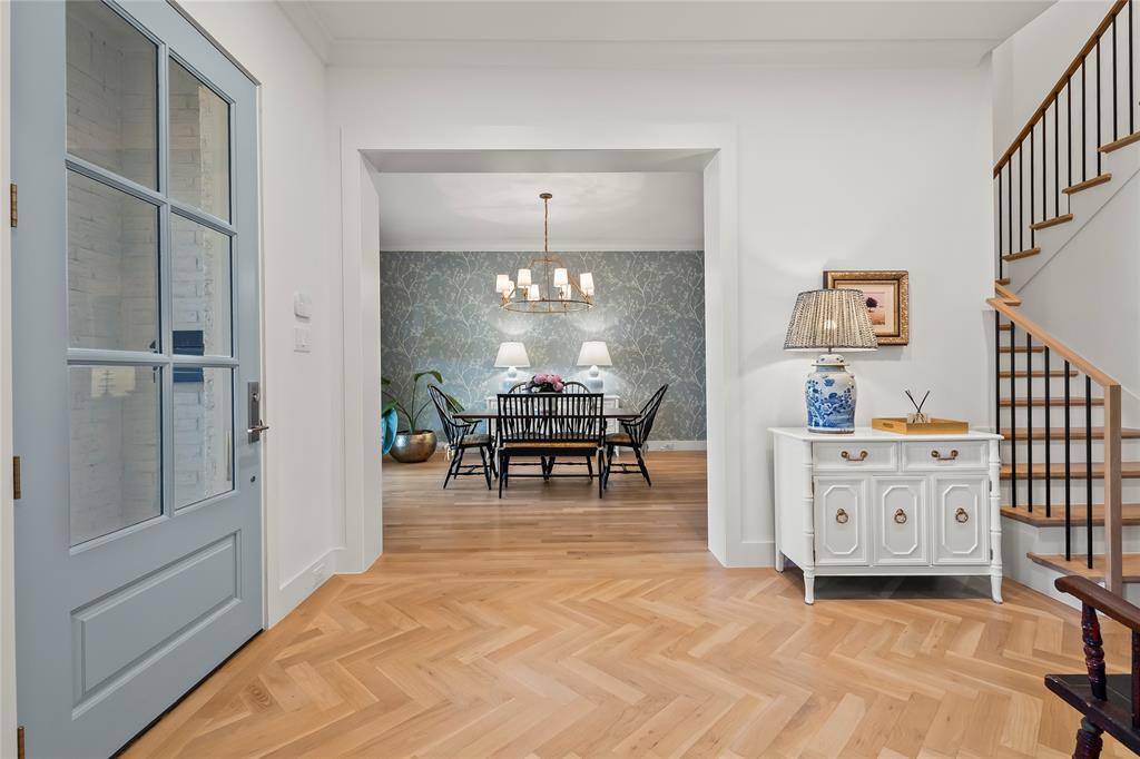 7206 Caillet Street, Dallas, TX 75209