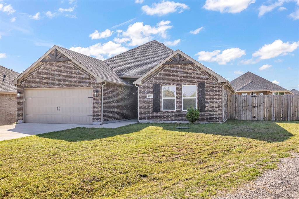 2601 Austin Drive, Granbury, TX 76048