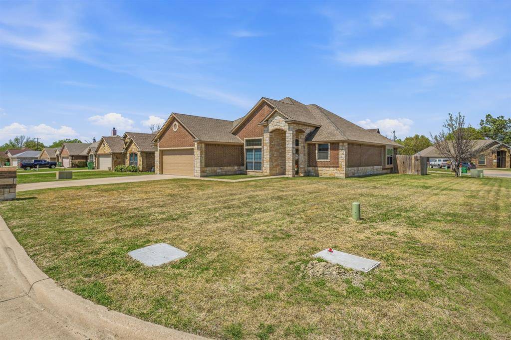 1325 Harpers Mill Road, Stephenville, TX 76401