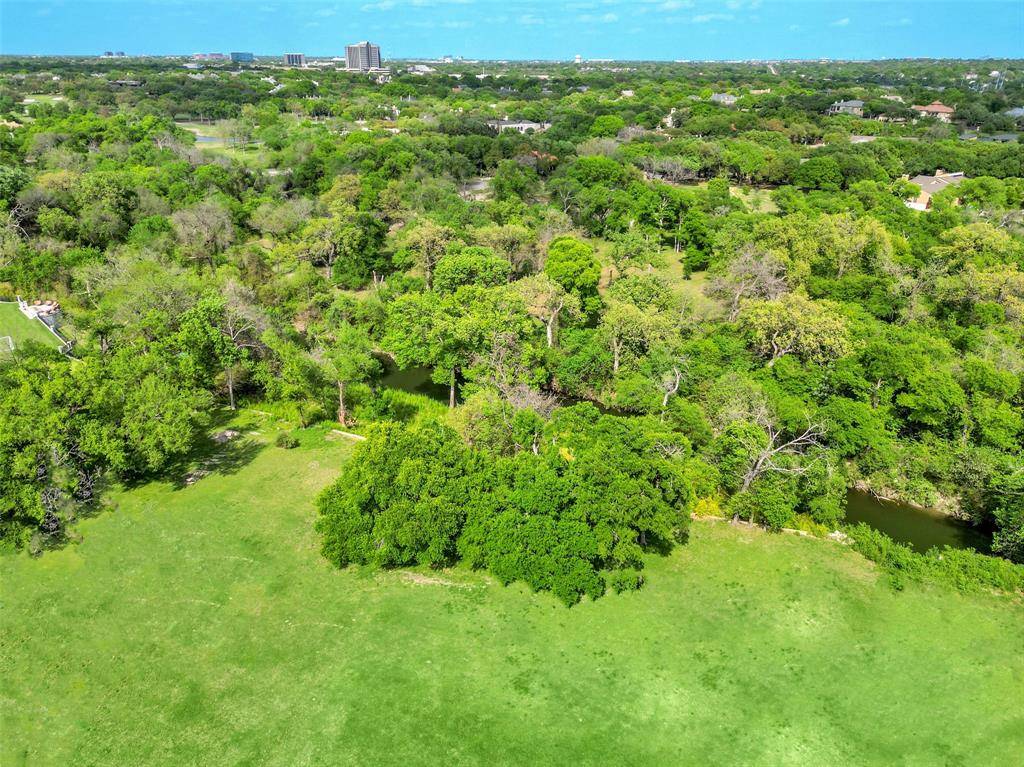 48 Braewood Place, Dallas, TX 74248