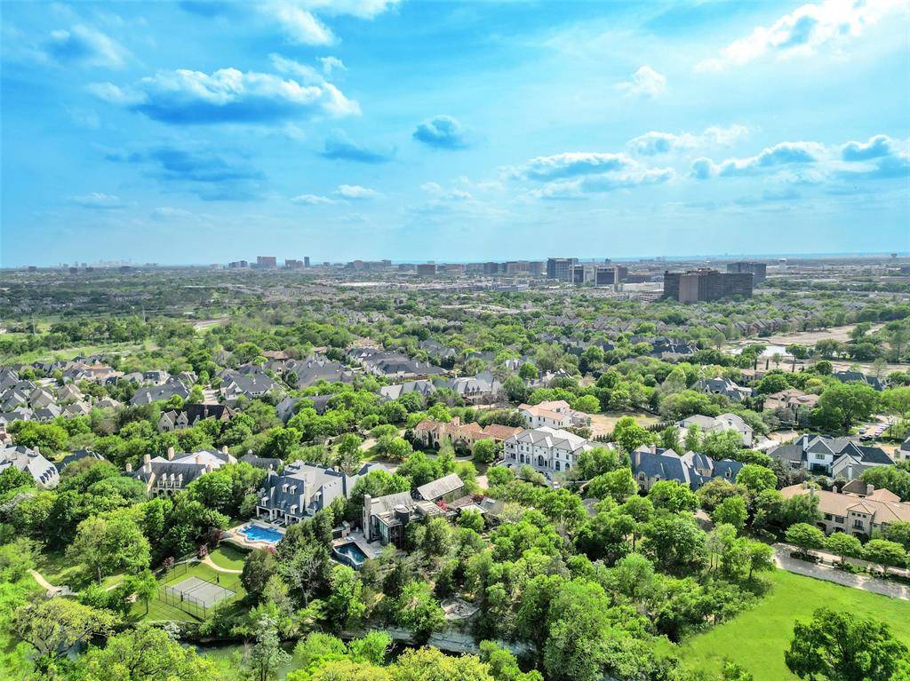 48 Braewood Place, Dallas, TX 74248