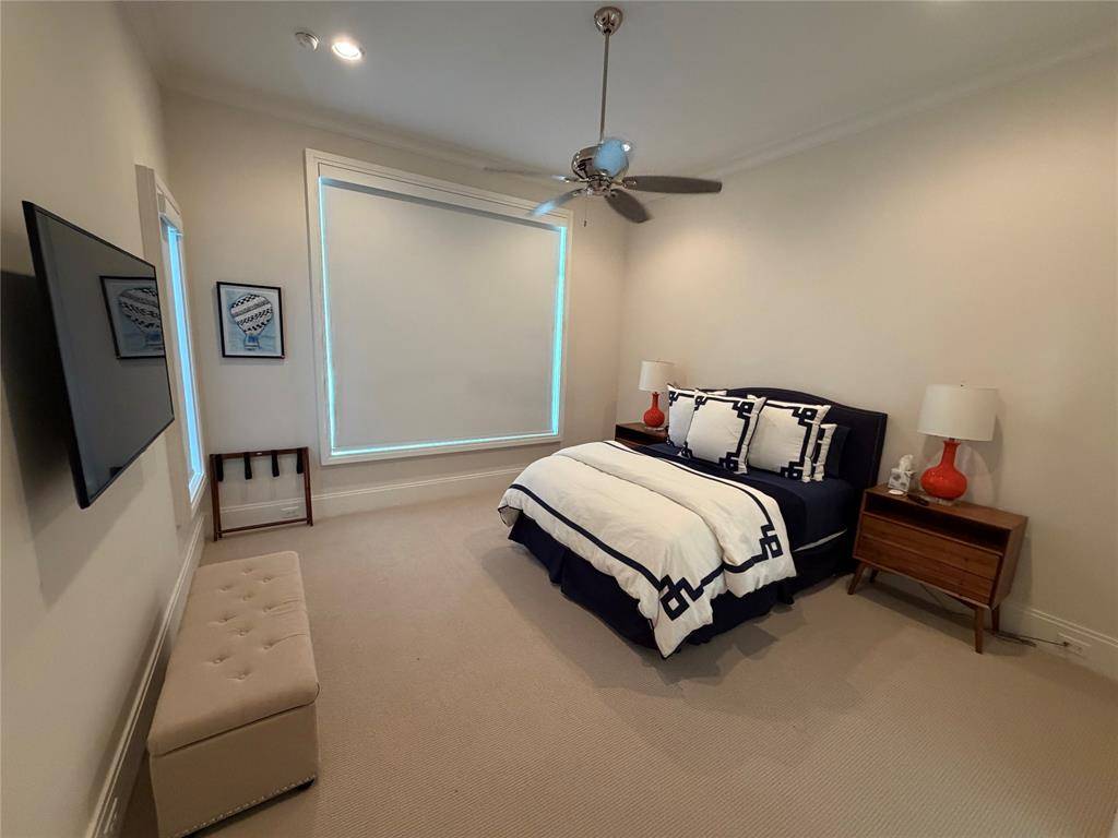 11 Edge Hill Drive, Dallas, TX 75248