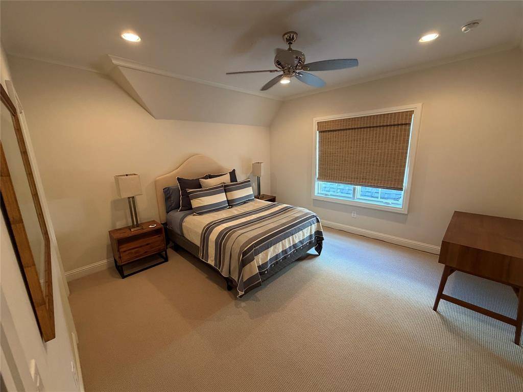 11 Edge Hill Drive, Dallas, TX 75248