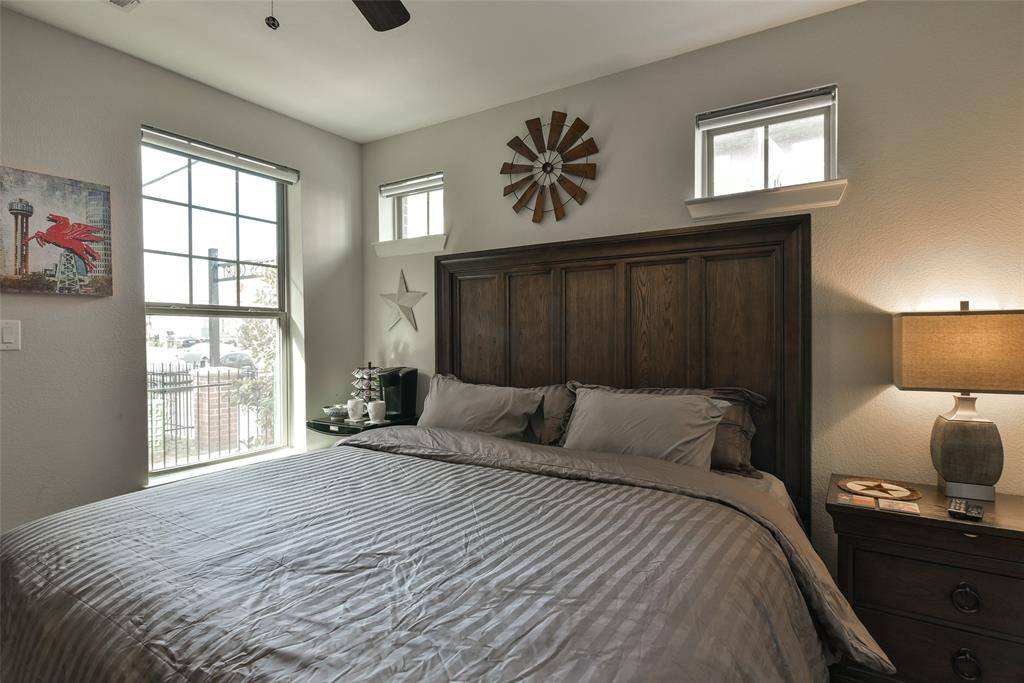 1309 Arch Place, Dallas, TX 75215