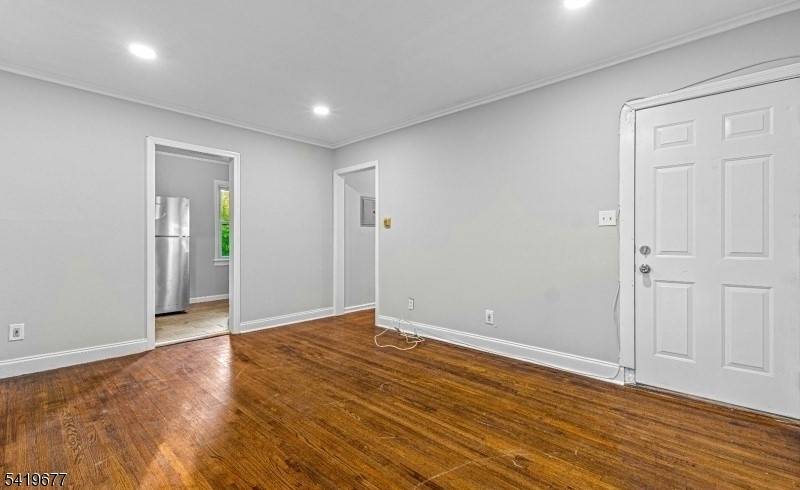 6 Armstrong St., Apt 2, South Bound Brook Boro, NJ 08880