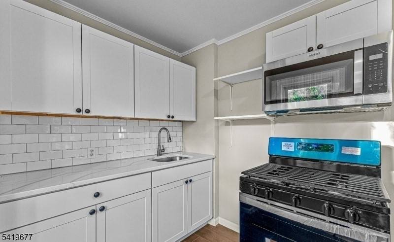 6 Armstrong St., Apt 2, South Bound Brook Boro, NJ 08880