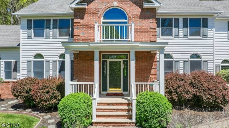 63 Twin Oaks Rd, Bridgewater Twp., NJ 08807