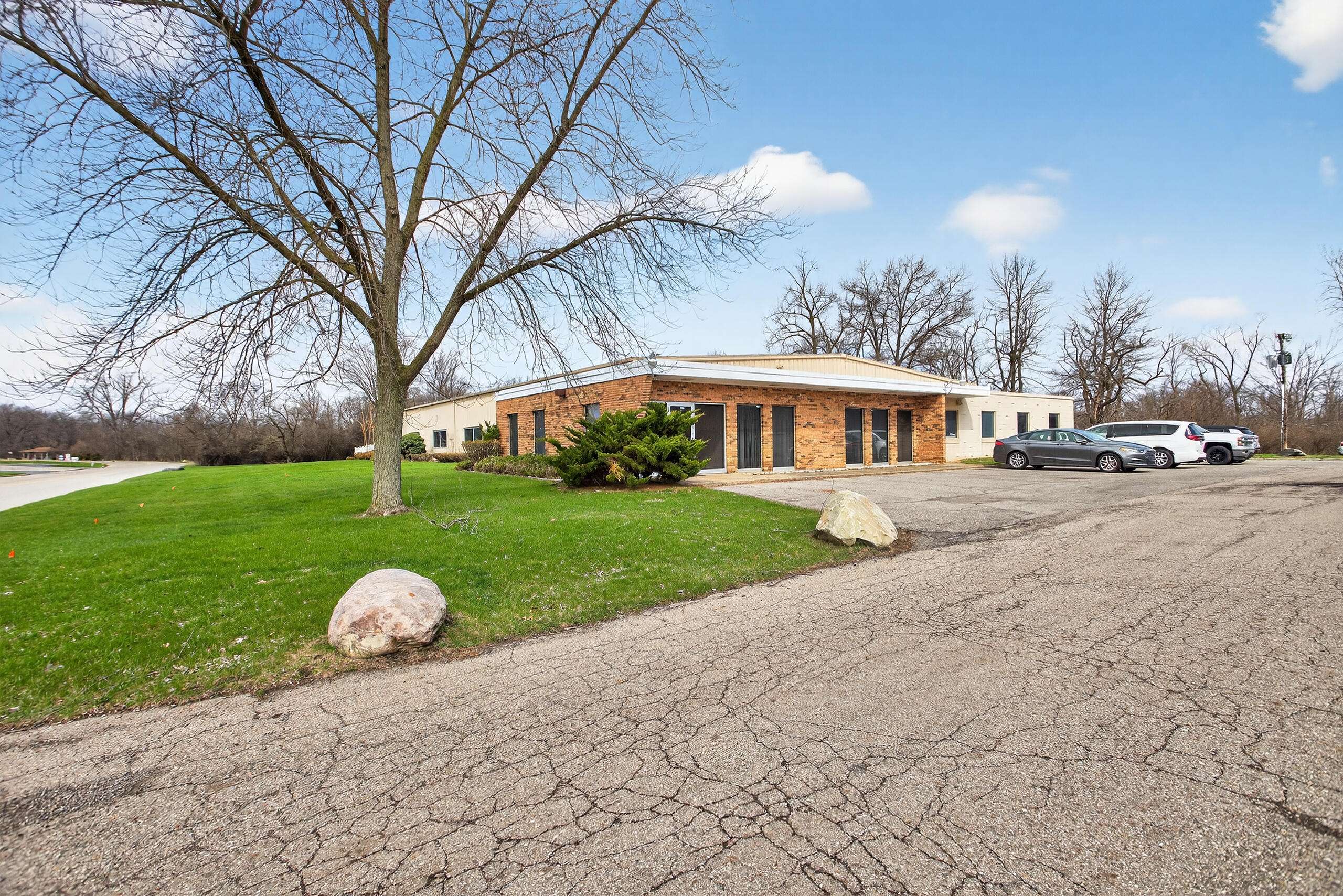 2010 Micor DR, Summit Twp, MI 49203