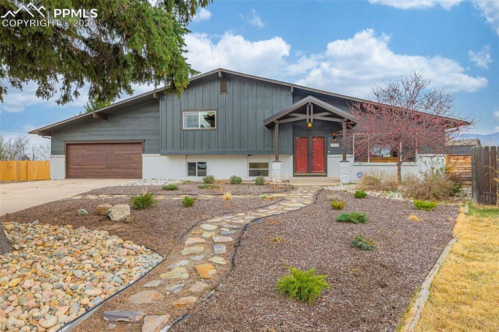 2306 Providence CIR, Colorado Springs, CO 80909