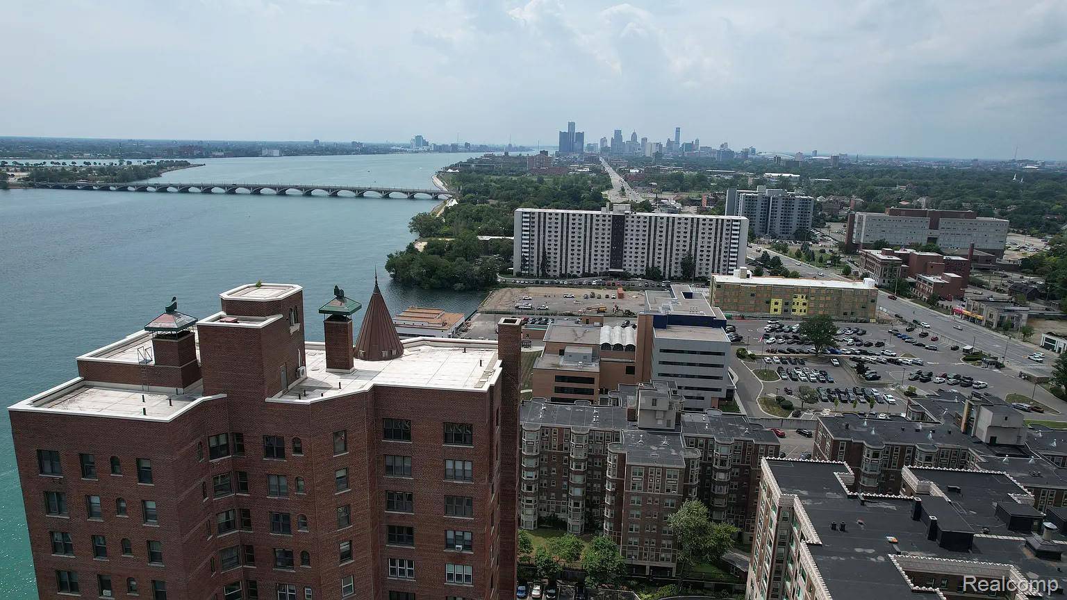 8162 E Jefferson AVE #M-B, Detroit, MI 48214