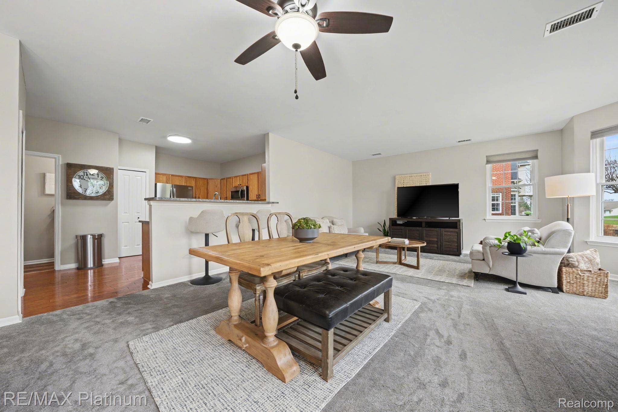 4253 Hampton Ridge BLVD, Genoa Township, MI 48843