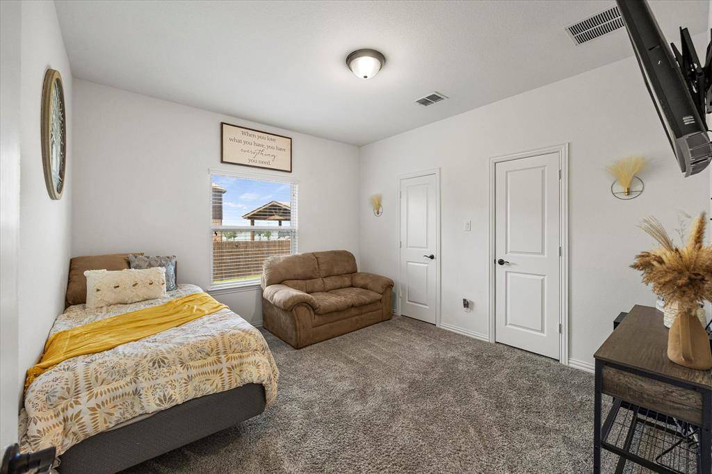 4306 Gulls Landing Circle, Garland, TX 75043