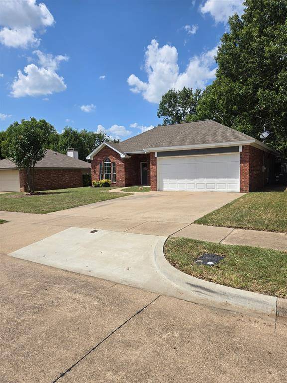 7 Saint Charles Place, Midlothian, TX 76065